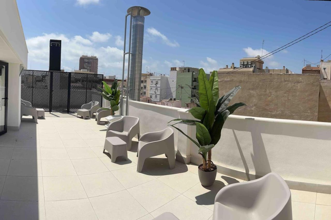 Apartamentos Breton 17 Suite Familiar Alicante Exterior photo